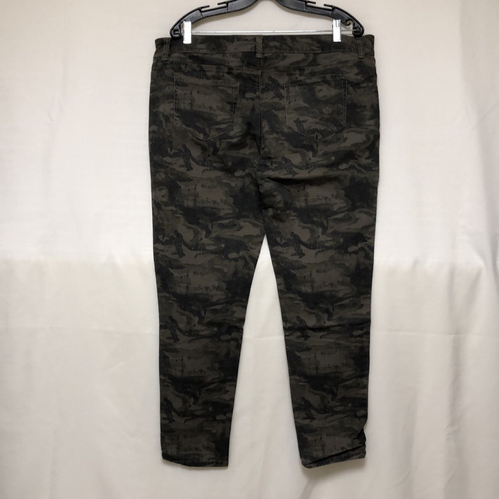 Maurice's Stretch Jeans - Picture 6 of 11